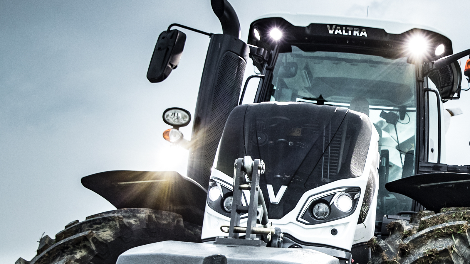 valtra tractor white front